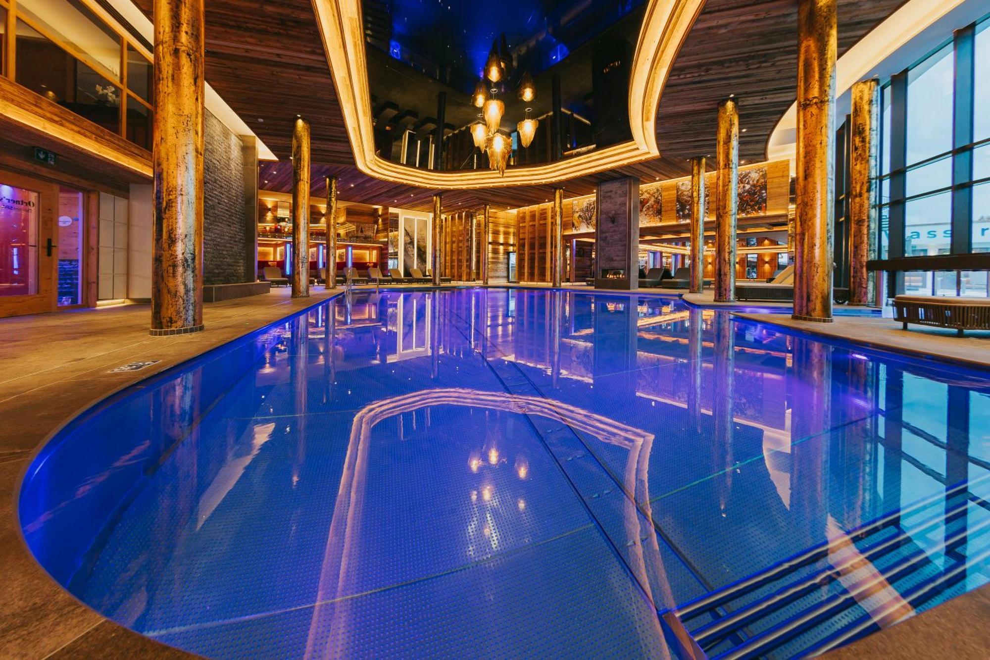 Ortner'S Resort Bad Füssing Esterno foto The pool at the Aqua Dome